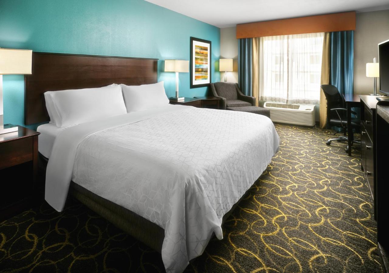 Holiday Inn Express Hotel And Suites Dfw-Grapevine By Ihg Εξωτερικό φωτογραφία