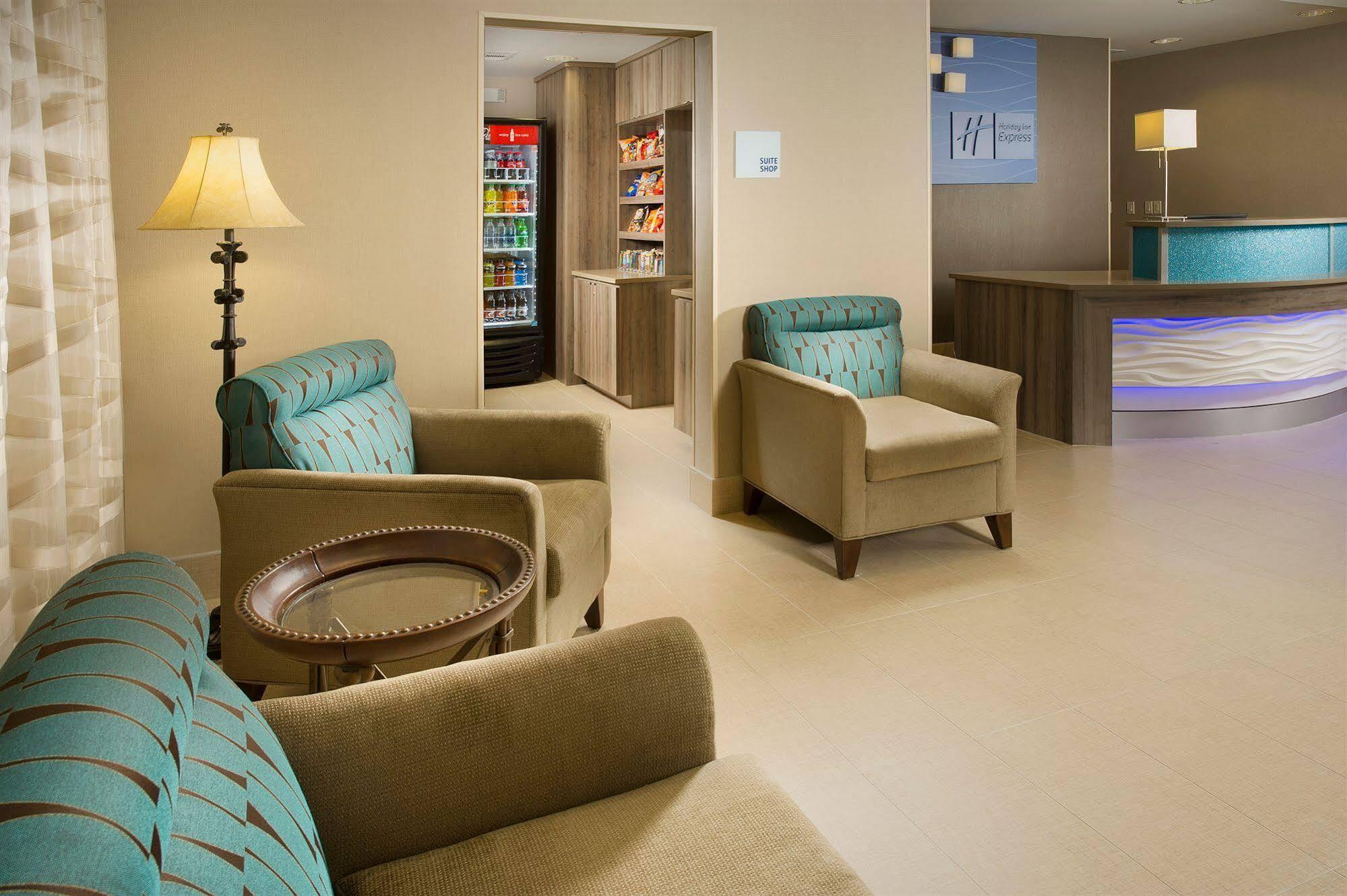 Holiday Inn Express Hotel And Suites Dfw-Grapevine By Ihg Εξωτερικό φωτογραφία